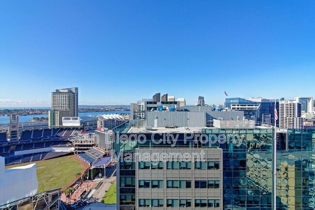 Building Photo - 321 Tenth Ave