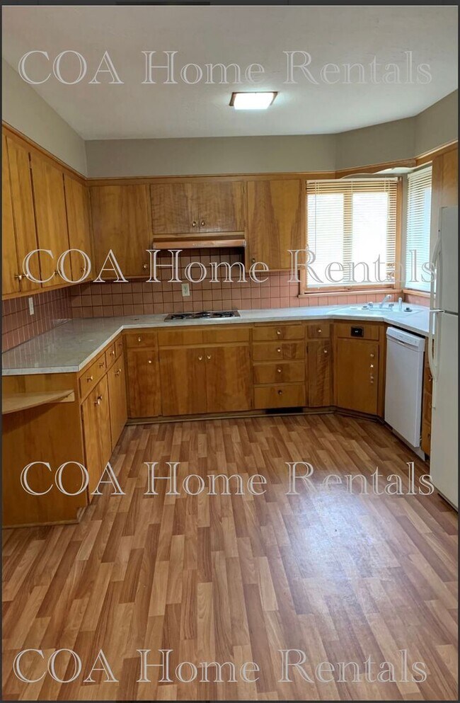 Building Photo - East side of Wichita