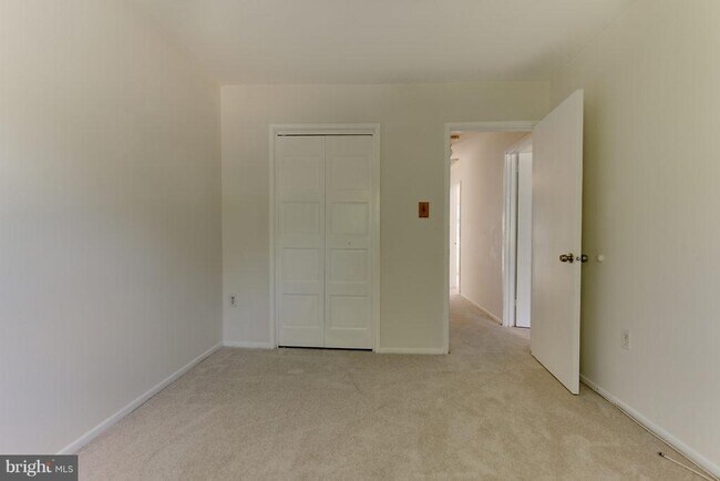 Building Photo - 9830 Sweet Mint Dr