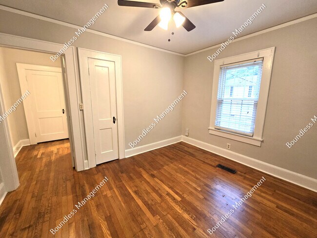 Building Photo - 2520 Constance St