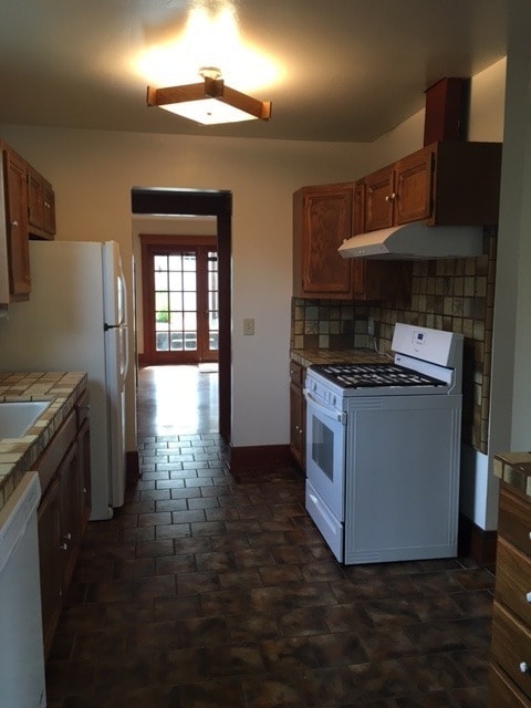 Building Photo - Charming home in great location with private studio unit