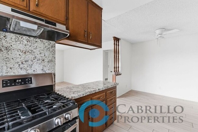 Building Photo - 4622 Hamilton St