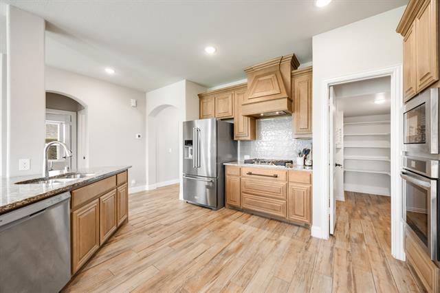 Building Photo - 176 Summit Ct