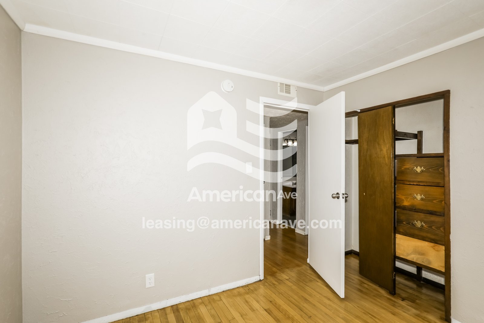 Building Photo - 1525 N Adams St