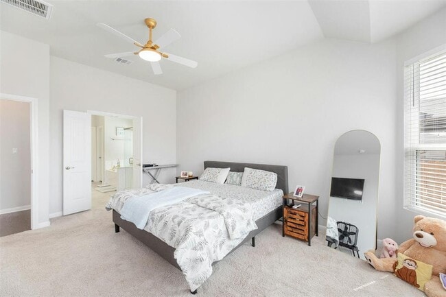Building Photo - 6805 Covina Ln