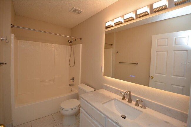 Building Photo - 101 Boulder Rock Dr