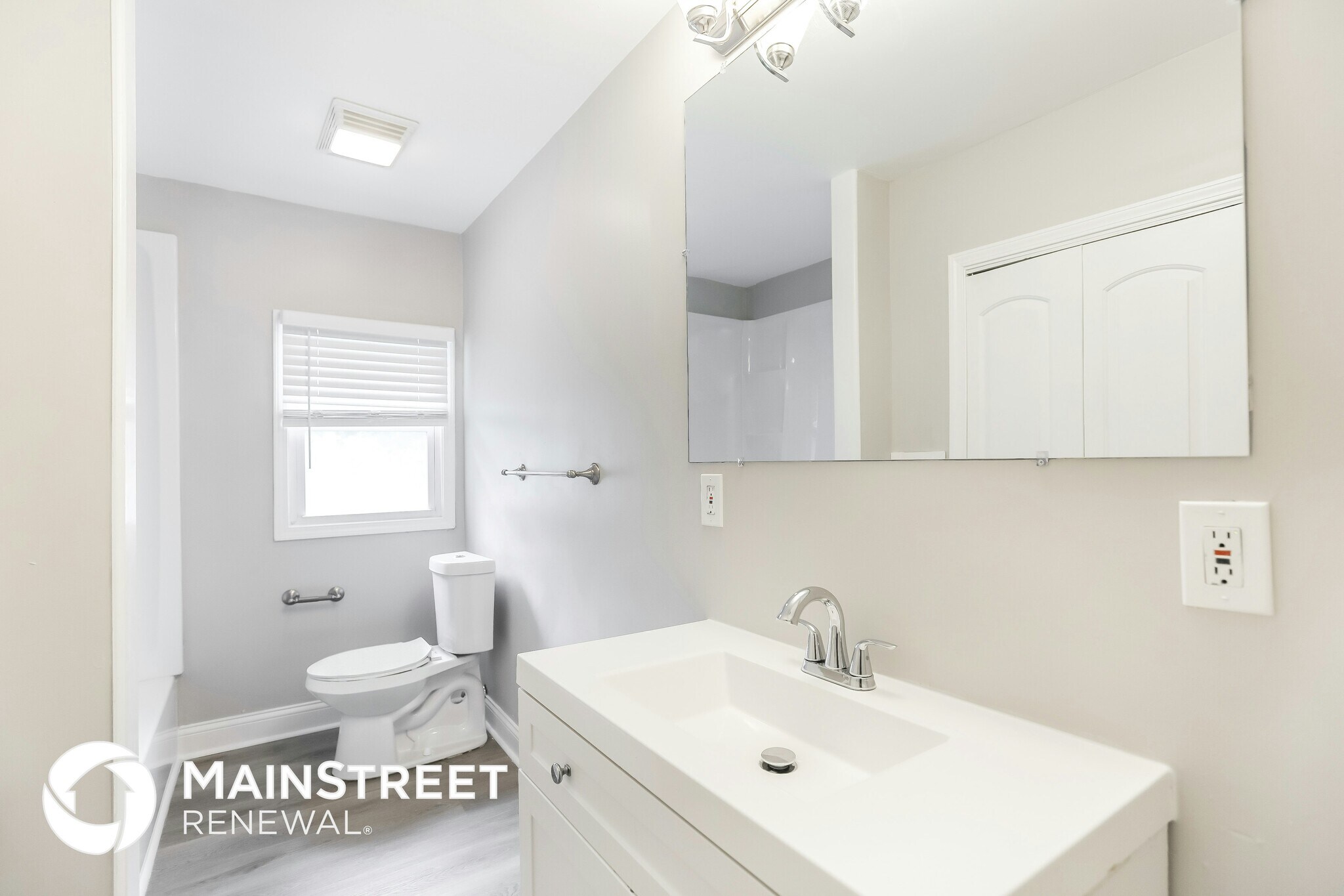 Building Photo - 6311 E 102nd Terrace