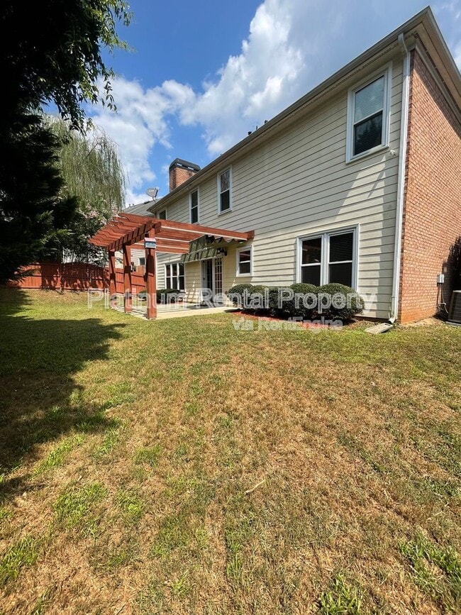 Building Photo - 4916 Durley Ln SE