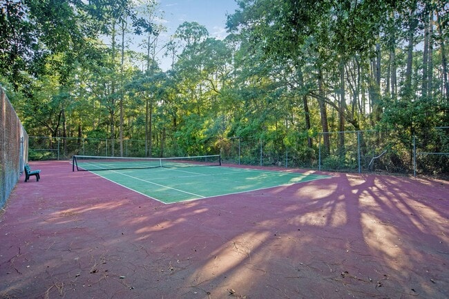 Building Photo - Beautiful First Floor Condo in Palmetto Commons