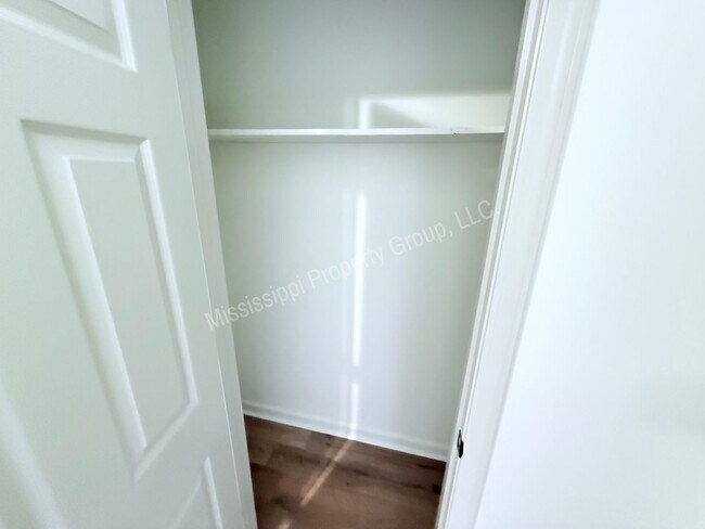 Building Photo - 3BR/2BA For Rent