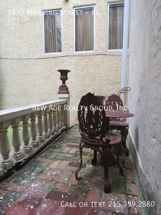 Building Photo - 1830 Manning St