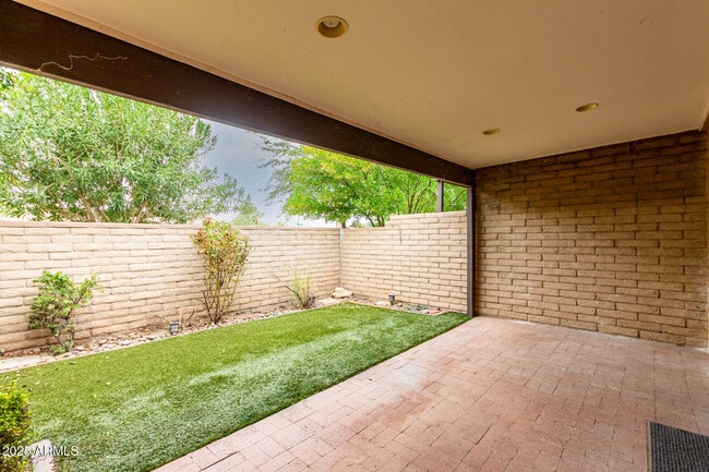 Building Photo - 7932 E Pecos Ln
