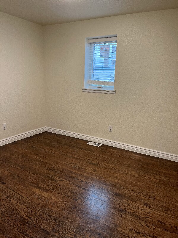 Building Photo - 1430 Rice Ave