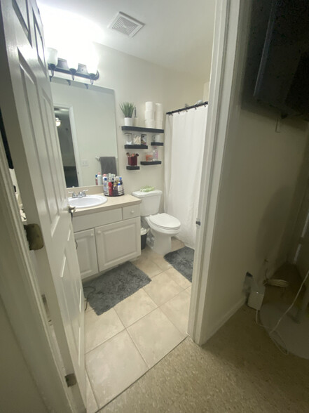 Building Photo - 4629 29th St SW