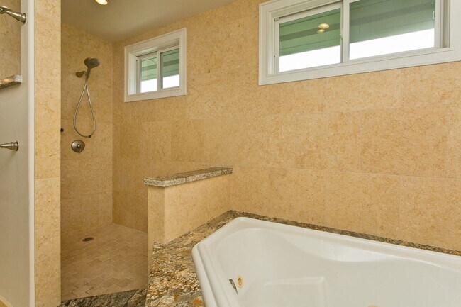Building Photo - 4716 Farmers Rd