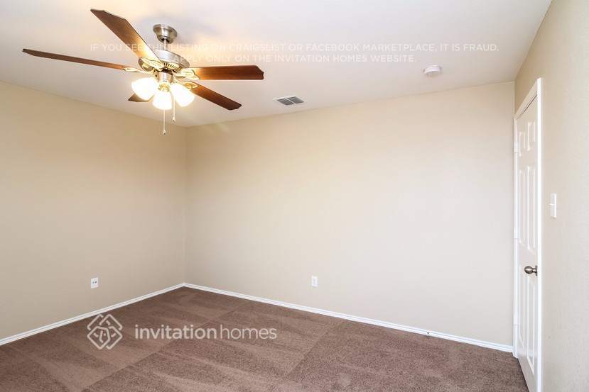 Building Photo - 1141 Mourning Dove Dr