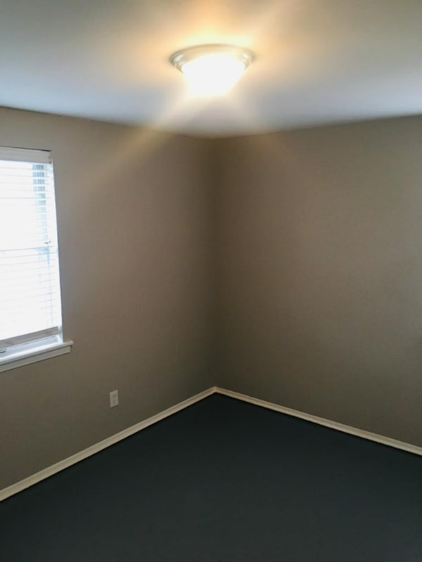 Building Photo - 818 Laurel St