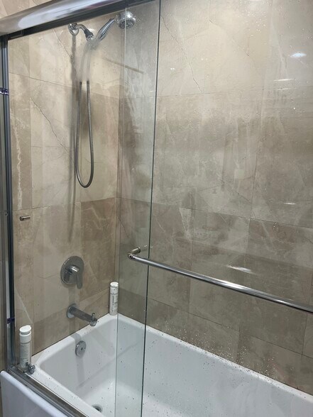 Building Photo - 429 E Providencia Ave