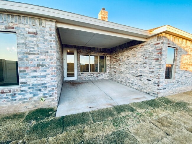 Building Photo - PRE-LEASING FOR JUNE: 4/2/2 Home in One of South Lubbock’s Newest Neighborhoods