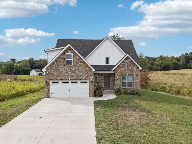 Primary Photo - 3 Bedroom 2 1/2 Bathroom Home!!