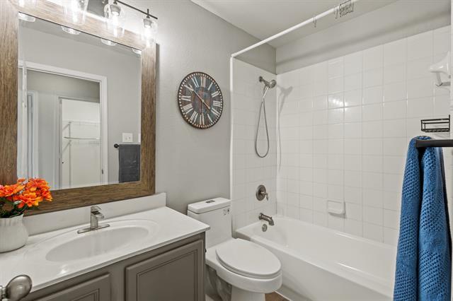 Building Photo - 4076 Kyndra Cir
