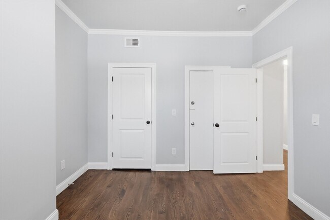 Building Photo - 92 Bragdon St