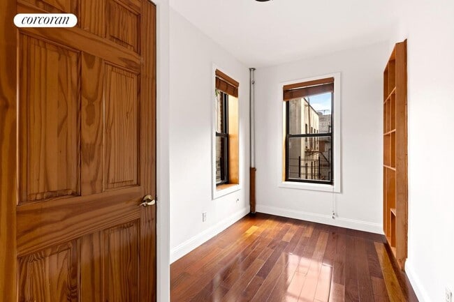 Building Photo - 442 St Marks Ave