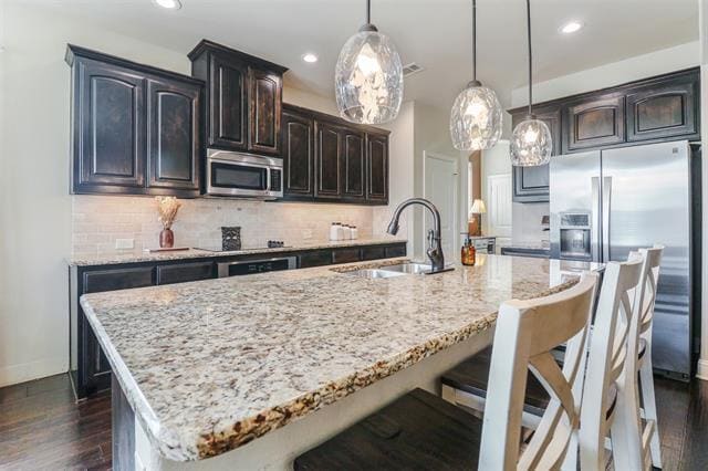 Building Photo - 230 Sandy Way