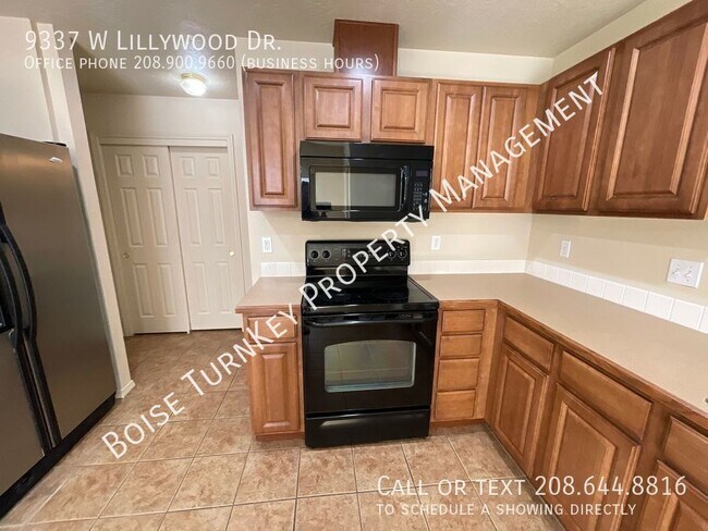 Building Photo - 9337 W Lillywood Dr