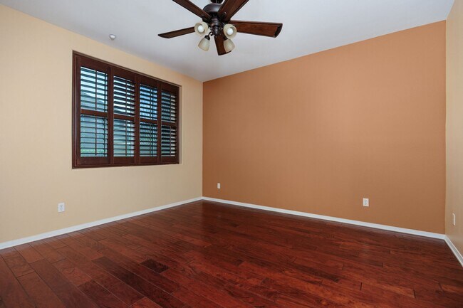 Building Photo - 10410 Duxbury Ln