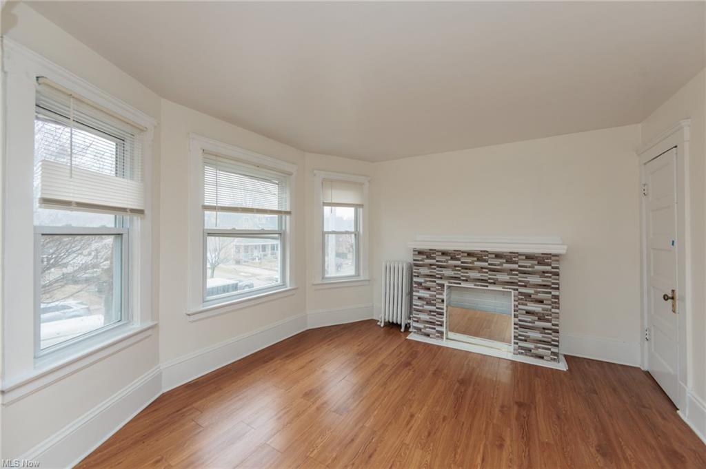 Building Photo - 1794 W 54th St