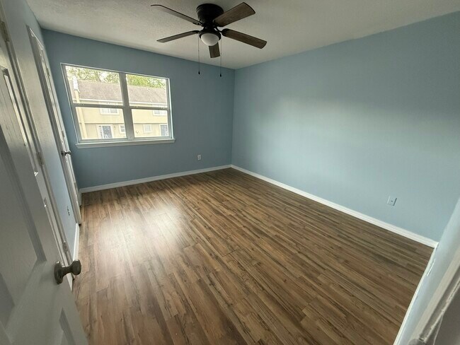 Building Photo - 1625 Martin Bluff Rd