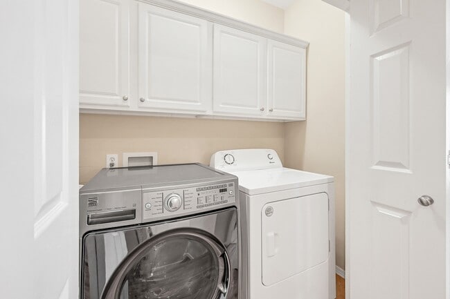 Building Photo - 1610 Norfolk St