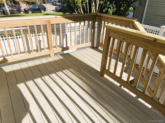 Building Photo - 473 Franklin Blvd