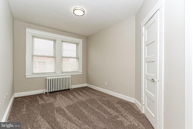 Building Photo - 900 Marcella St