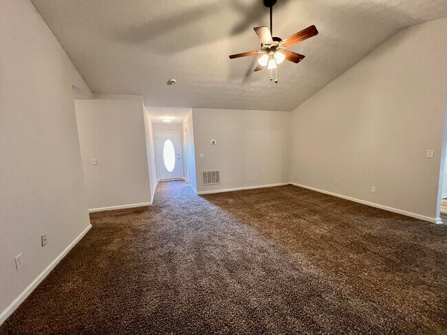 Building Photo - 707 Porter Ln