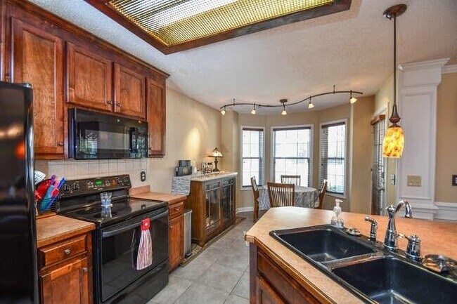 Building Photo - 886 Jefferson Walk Cir