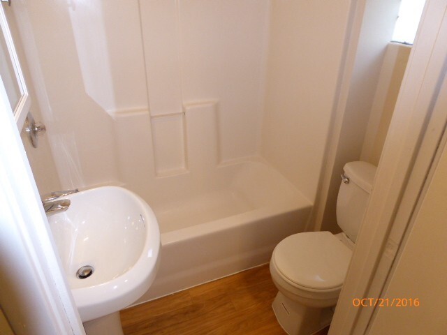 Building Photo - Charming 2 Bed 1 Bath Home in Ballard
