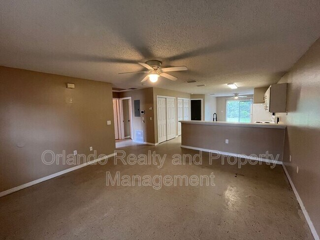 Building Photo - 550 Imperial Pl