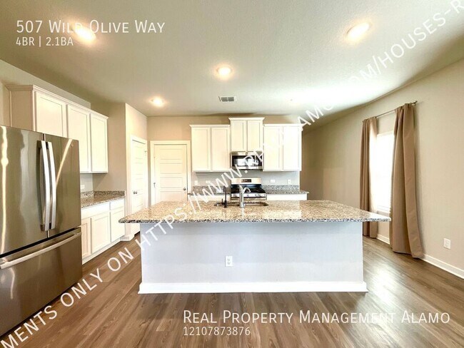 Building Photo - 507 Wild Olive Wy