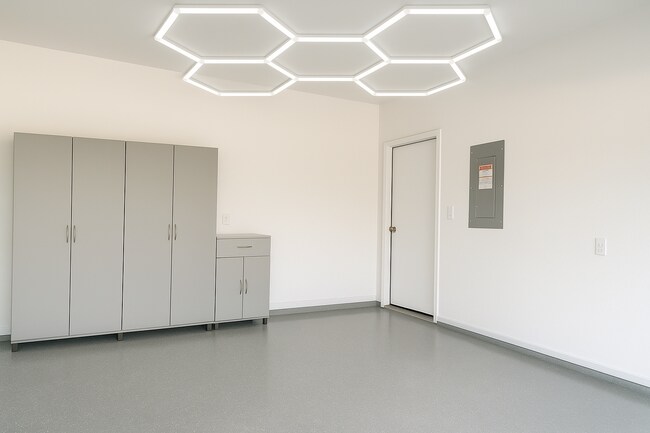 Building Photo - 108 Akela Wy