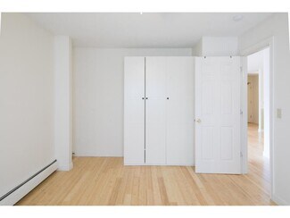 Building Photo - 2616 Harriet Ave