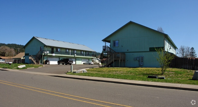 Primary Photo - Taylor Apartments