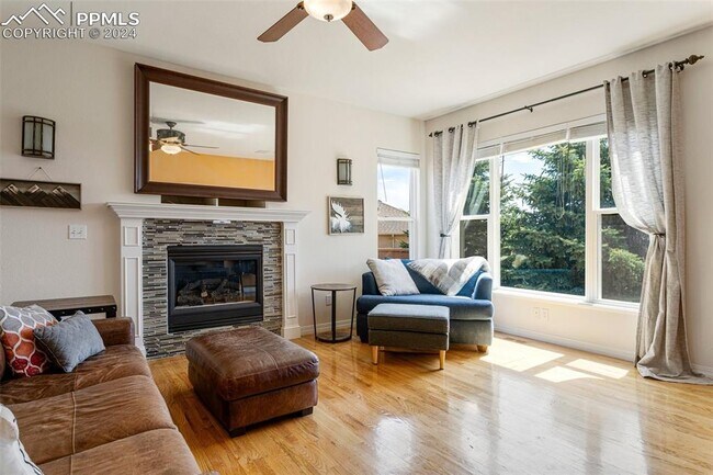 Building Photo - 4240 Cedar Heights Dr