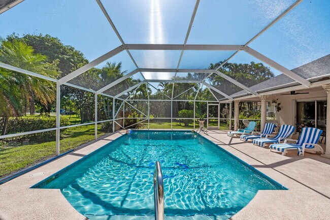 Building Photo - 15495 Rolling Meadows Cir
