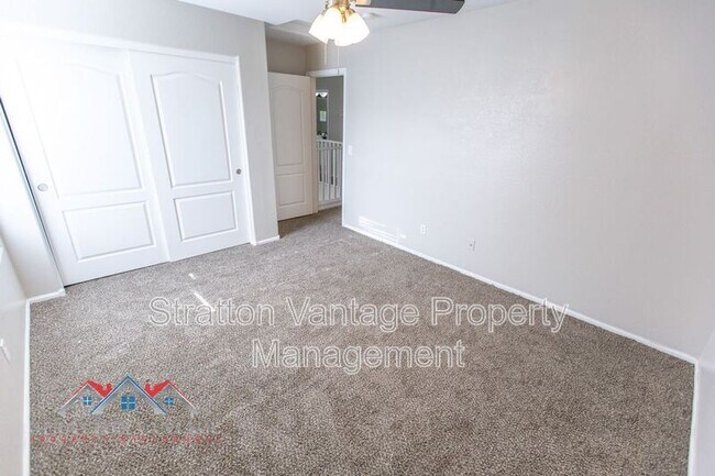 Building Photo - 16627 W McKinley St
