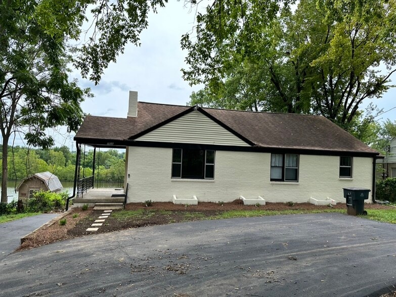 Original charm with modern features! - 1826 River Dr