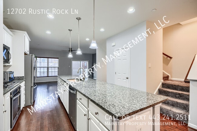 Building Photo - 12702 Rustic Rock Ln