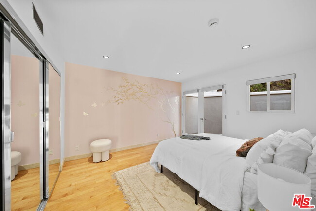 Building Photo - 3111 Belden Dr