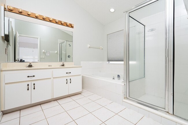 Building Photo - Beautiful Home in Ormond Beach